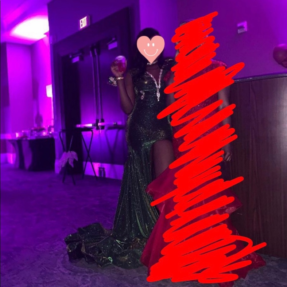 Beautiful Prom Dress - Picture 3 of 3
